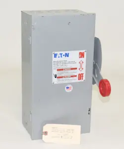 FUSIBLE DISCONNECT 30A