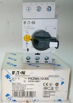 1 NEW EATON CUTLER HAMMER PKZM0-10/AK 10 AMP CIRCUIT BREAKER NIB **MAKE OFFER**