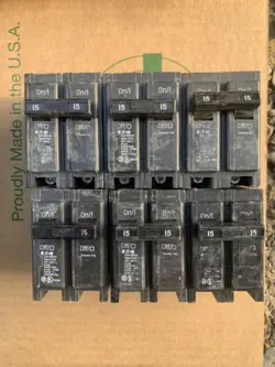 EATON CIRCUIT BREAKER 15 AMP 120/240 VAC 2 POLE PLUG IN TYPE BR BR215 (LOT OF 6)