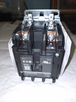 EATON C25DNA250  110/120 VAC 2P OPEN