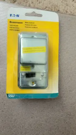 EATON BUSSMANN MOTOR PROTECTOR FUSE HOLDER AND SWITCH BP/SSU NEW