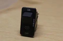 SWITCH 8951K879 0214