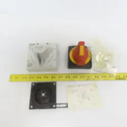EATON NZM2-XTVDVR-NA ENCLOSURE ROTARY HANDLE DOOR COUPLING MISSING PARTS