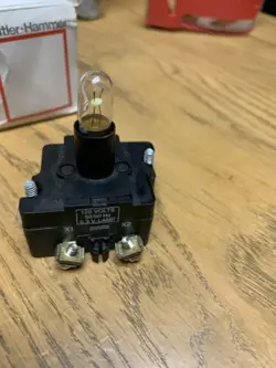 CUTLER HAMMER 10250T/91000T EATON INDICATOR LIGHT MODULE