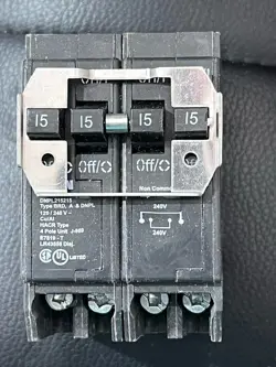 NEW EATON BR415 DNPL215215  15 AMP 4 POLE QUAD CIRCUIT BREAKER TYPE BRD
