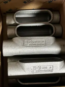CONDUIT OUTLET BODY