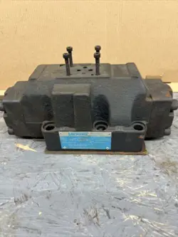 EATON VICKERS DG5V-8-S-3C-M-U-10 5000PSI AS SHOWN USED
