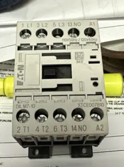 EATON IEC/EN 60947-4-1 CONTACTOR M007B XTCE007B10