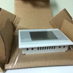 NEW, EATON CORPORATION XV-102-H3-35TQRL-10 OPERATOR INTERFACE TOUCH PANEL