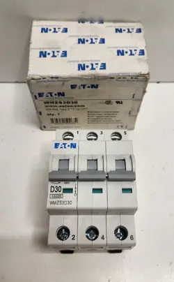 NEW OLD STOCK! EATON 30A 277/480V 3-POLE CIRCUIT BREAKER WMZS3D30