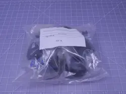 LOT OF 5 EATON 78-PF4 CONN 4W HEAD LIGHT T140498