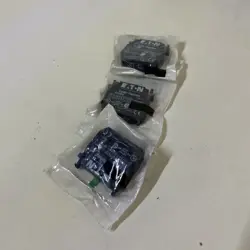 EATON E22B2 SER. A1 440V 2A CONTACT BLOCK LOT OF 3