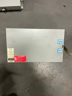 NEW NO BOX EATON P3F362R BUS PLUG