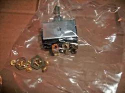 EATON E10E315SS 3 POLE DOUBLE THROW HESITATION TOGGLE SWITCH - 7 AVAILABLE