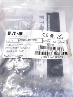 EATON E53KAL18T111ED CAPACITIVE PROXIMITY SENSOR 15MM NO PNP 10-30VDC 134767