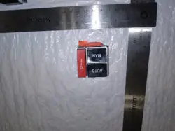 COMPACT PUSH/BTN. OPERATOR