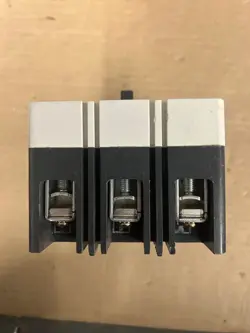 BREAKER 3P