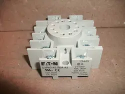 EATON D3PA3-A2 15A/300V 5A/600V OCTAL RELAY SOCKET - 5 AVAILABLE