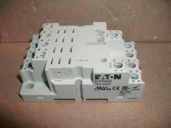 EATON D7PAD 16A/300V RELAY SOCKET - 4 AVAILABLE