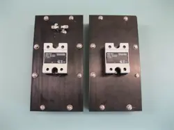 LOT (2) CHROMALOX SSR-501 POWER CONTROLLER MODULE WITH HEAT SINK E9