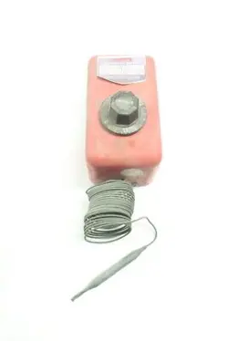 CHROMALOX AR-1025 TEMPERATURE CONTROLLER 0-100F 250V-AC