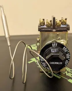 THERMOSTAT MT