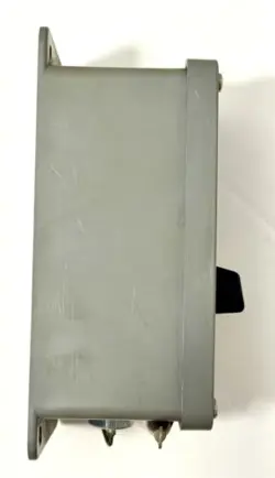 INDUSTRIAL THERMOSTAT