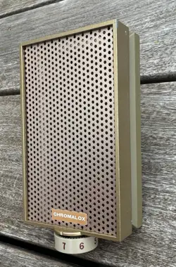 CHROMALOX THERMOSTAT
