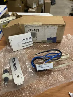 CHROMALOX 300-049197-004 THERMOSTAT