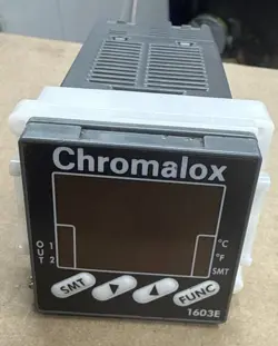 NEW OLD STOCK CHROMALOX 1603E-61030 DUAL 3 DIGIT DISPLAY TEMPERATURE CONTROLLER