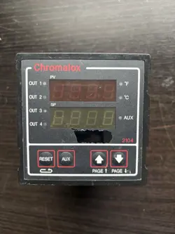 CHROMALOX 2104-R01310 0027-01037 TEMPERATURE CONTROLLER
