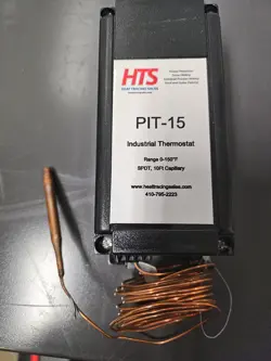 CHROMALOX PIT-15 THERMOSTAT TEMPERATURE CONTROL 0 - 150 F 120 - 277 VAC