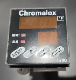 CHROMALOX 1600-10030 TEMPERATURE CONTROL USED