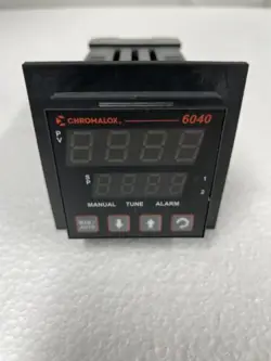 CHROMALOX TEMPERATURE CONTROLLER MODEL 6040RRR001