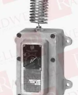 CHROMALOX 266124 / 266124 (BRAND NEW)