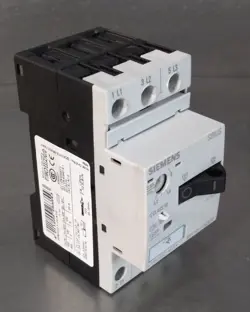 SIEMENS 3RV1011-1CA10 MOTOR