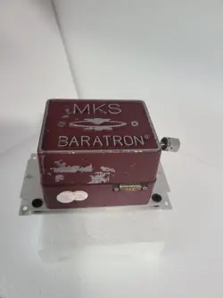 ABSOLUTE CAPACITANCE MANOMETER
