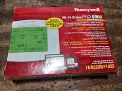 8000 TOUCHSCREEN PROGRAMMABLE