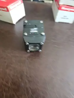 PHOTOELECTRIC SWITCH SENSOR