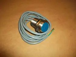 HONEYWELL MICROSWITCH 923AA4XM-A7T-L PROXIMITY SWITCH NEW