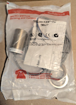 HONEYWELL 992AA30AP-A2 MICROSWITCH PROXIMITY SENSOR 992AA30APA2 (NEW)
