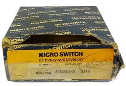 MICRO SWITCH HONEYWELL FYBC5E2-2 19-30 V DC PROXIMITY SENSOR W/ INDICATOR LIGHT