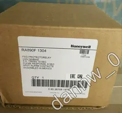 NEW IN BOX HONEYWELL RA890F 1304 PROTECTORELAY CONTROL