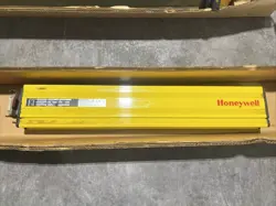 HONEYWELL FF-SB14R064-S2 SECURITRAM SB LIGHT CURTAIN RECEIVER PRE OWNED