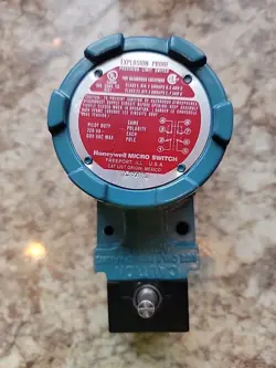 USA STORE FREE SHIP EXPLOSION PROOF LIMIT SWITCH LSXA7L 