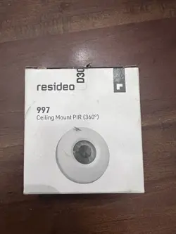 CEILING MOUNT