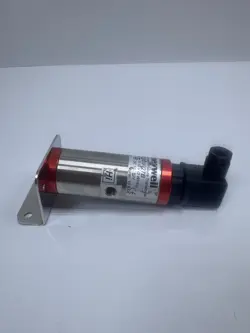 DIFFERENTIAL PRESSURE TRANSMITTER