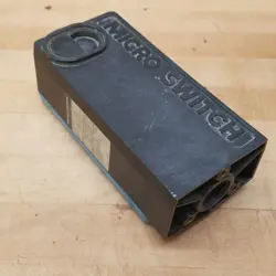 8C-P PHOTOELECTRIC SENSOR