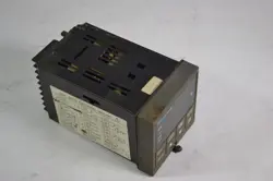 DC300K-0-0A0-20-0C00-0 TEMPERATURE CONTROLLER
