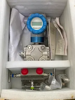 HONEYWELL / ST 700 / PRESSURE TRANSMITTER / STD720-E1AS4AS / 1/2 NPT / 4500 PSI
